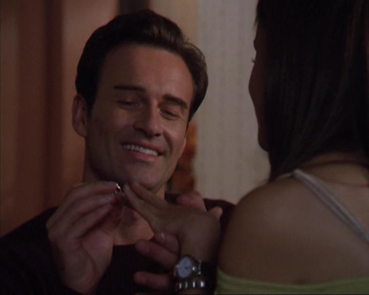 Charmed-Online-dot-412LostAndBound0201.jpg