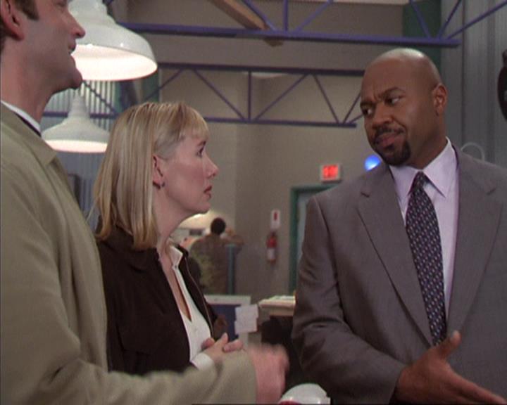 Charmed-Online-dot-412LostAndBound0659.jpg