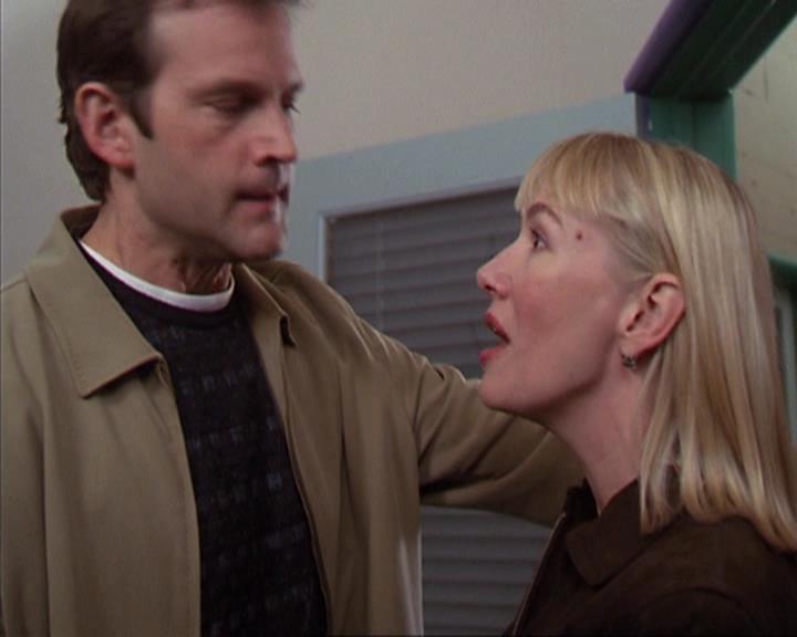 Charmed-Online-dot-412LostAndBound0699.jpg