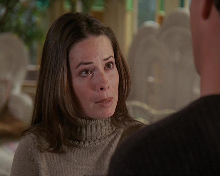 Charmed-Online-dot-412LostAndBound0768.jpg