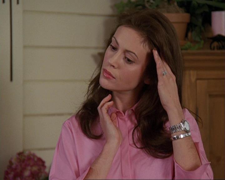 Charmed-Online-dot-412LostAndBound0803.jpg