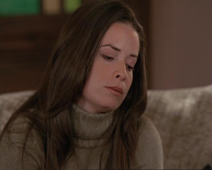 Charmed-Online-dot-412LostAndBound0883.jpg