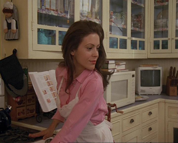 Charmed-Online-dot-412LostAndBound0928.jpg