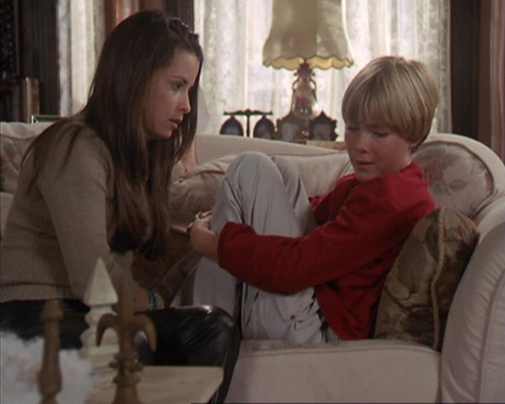 Charmed-Online-dot-412LostAndBound1063.jpg