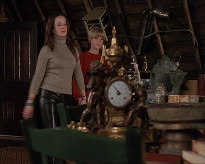 Charmed-Online-dot-412LostAndBound1090.jpg