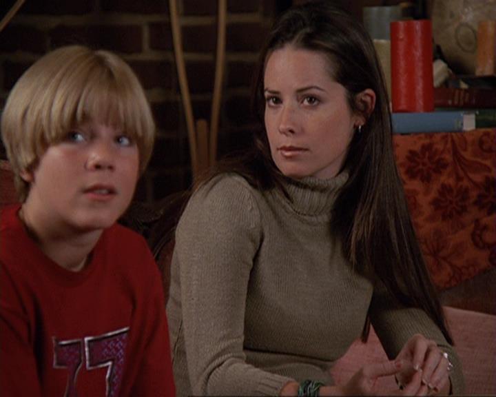 Charmed-Online-dot-412LostAndBound1121.jpg