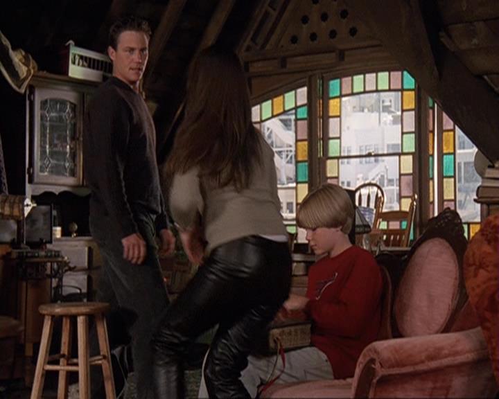 Charmed-Online-dot-412LostAndBound1202.jpg