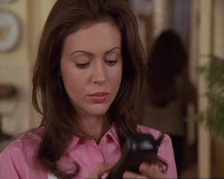 Charmed-Online-dot-412LostAndBound1303.jpg