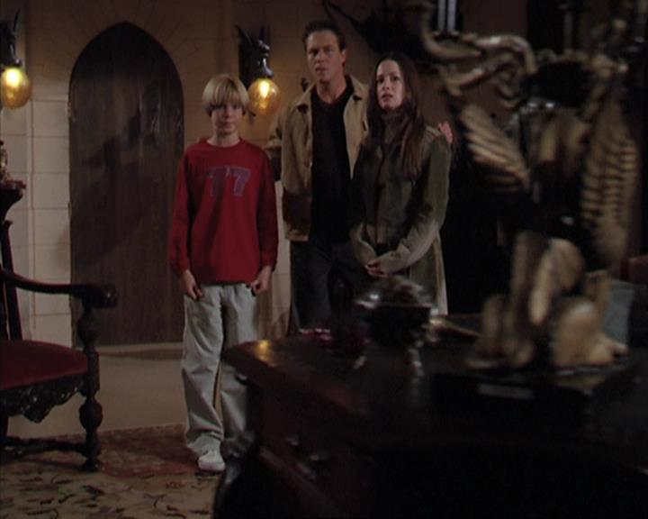 Charmed-Online-dot-412LostAndBound1818.jpg