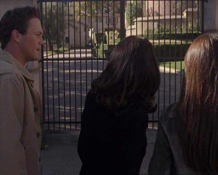 Charmed-Online-dot-412LostAndBound2004.jpg
