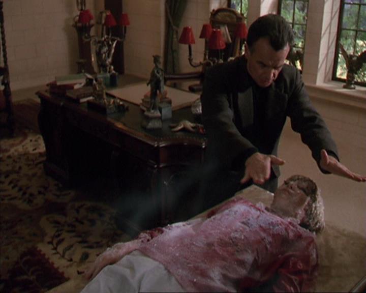 Charmed-Online-dot-412LostAndBound2051.jpg
