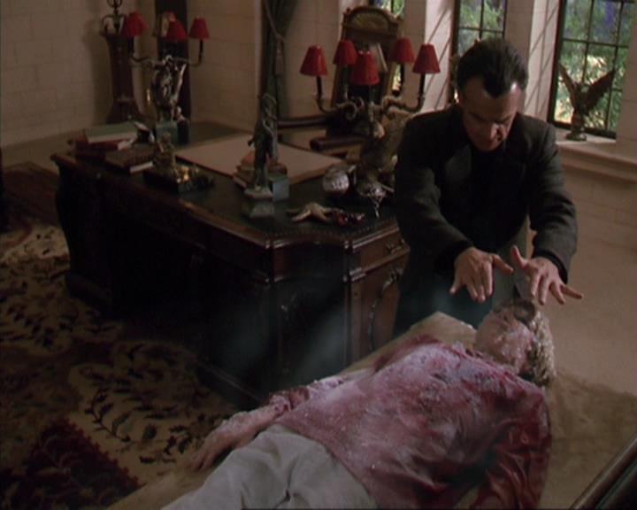 Charmed-Online-dot-412LostAndBound2052.jpg