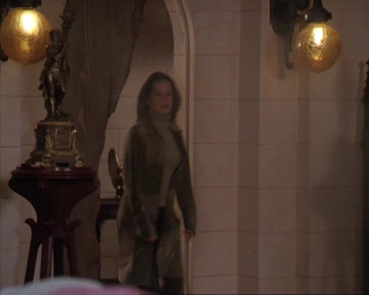 Charmed-Online-dot-412LostAndBound2056.jpg