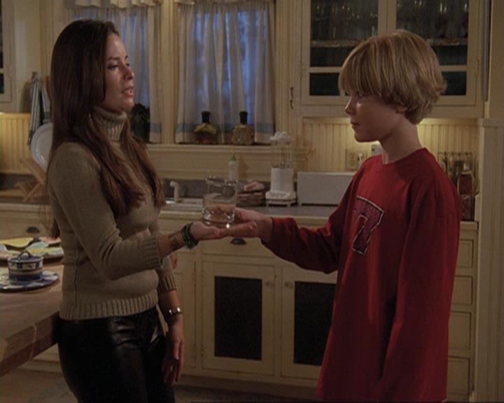 Charmed-Online-dot-412LostAndBound2133.jpg