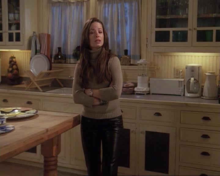 Charmed-Online-dot-412LostAndBound2160.jpg