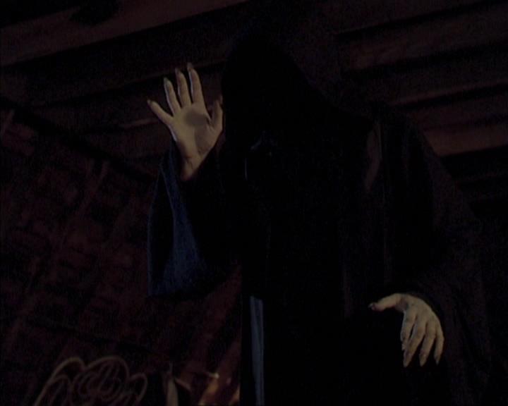 Charmed-Online-dot-413CharmedAndDangerous0022.jpg