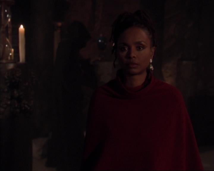 Charmed-Online-dot-413CharmedAndDangerous0060.jpg