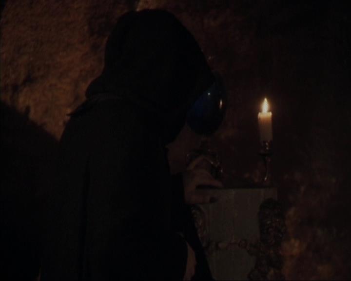 Charmed-Online-dot-413CharmedAndDangerous0068.jpg
