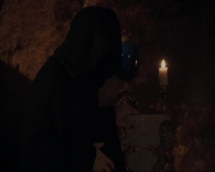 Charmed-Online-dot-413CharmedAndDangerous0070.jpg