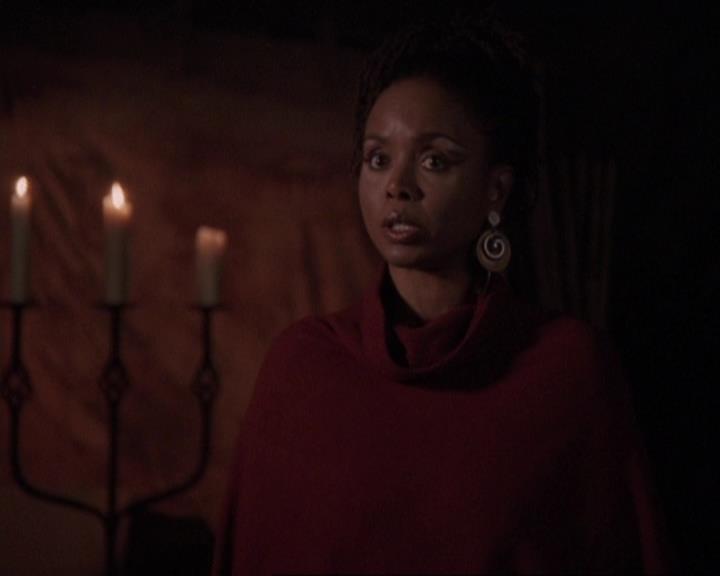 Charmed-Online-dot-413CharmedAndDangerous0078.jpg