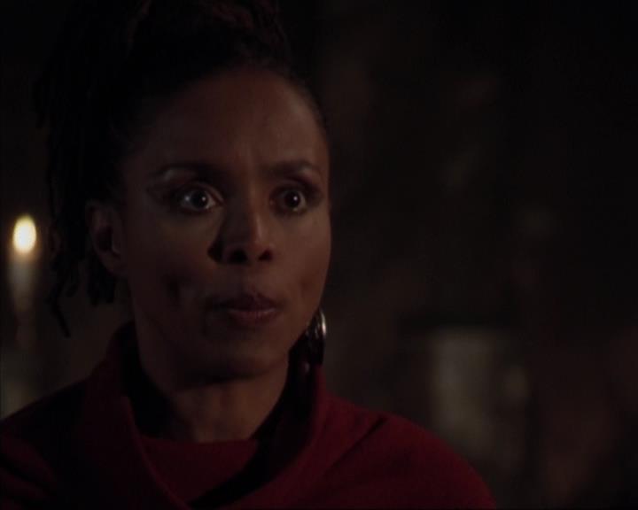 Charmed-Online-dot-413CharmedAndDangerous0109.jpg