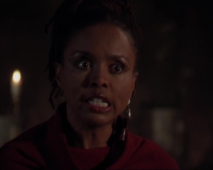 Charmed-Online-dot-413CharmedAndDangerous0114.jpg