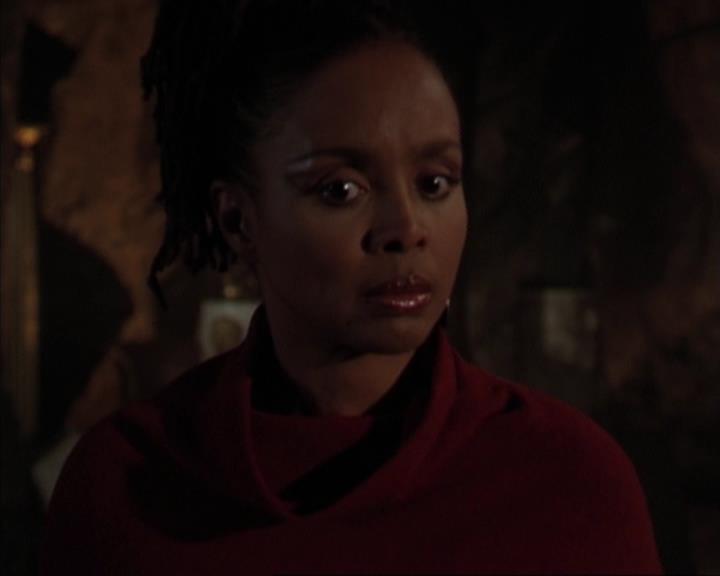 Charmed-Online-dot-413CharmedAndDangerous0134.jpg