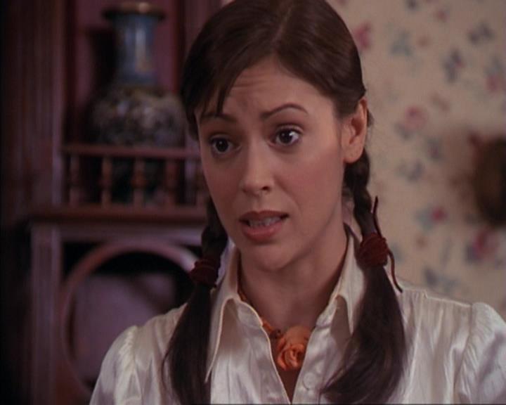 Charmed-Online-dot-413CharmedAndDangerous0280.jpg