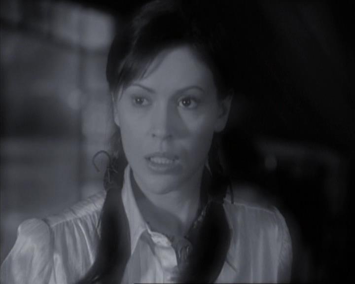 Charmed-Online-dot-413CharmedAndDangerous0286.jpg