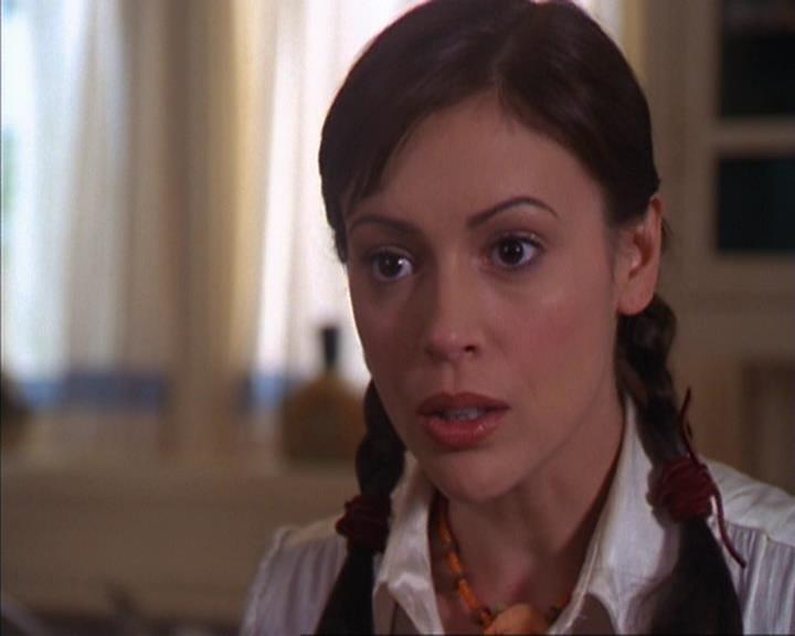 Charmed-Online-dot-413CharmedAndDangerous0336.jpg