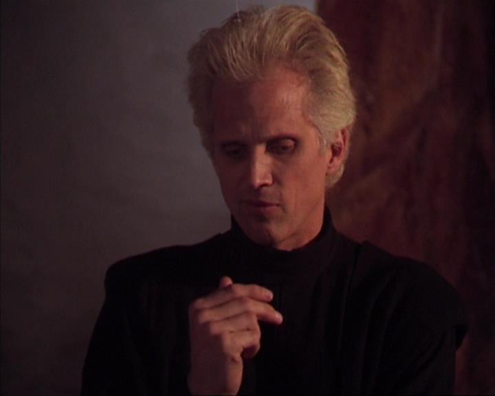 Charmed-Online-dot-413CharmedAndDangerous0544.jpg