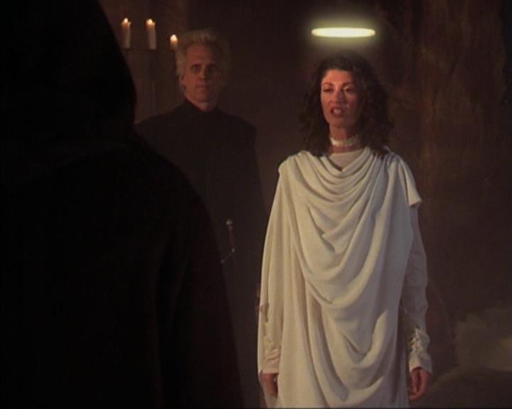 Charmed-Online-dot-413CharmedAndDangerous0561.jpg