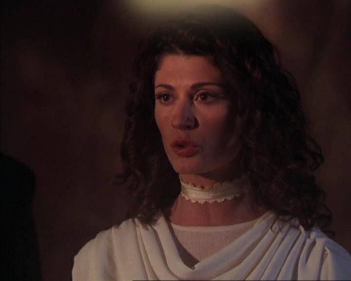 Charmed-Online-dot-413CharmedAndDangerous0576.jpg
