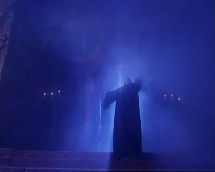 Charmed-Online-dot-413CharmedAndDangerous0639.jpg