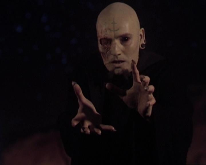 Charmed-Online-dot-413CharmedAndDangerous0654.jpg