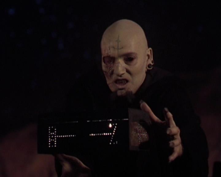 Charmed-Online-dot-413CharmedAndDangerous0659.jpg