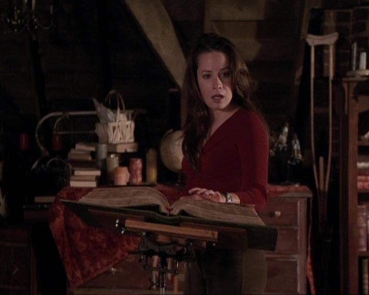 Charmed-Online-dot-413CharmedAndDangerous0798.jpg