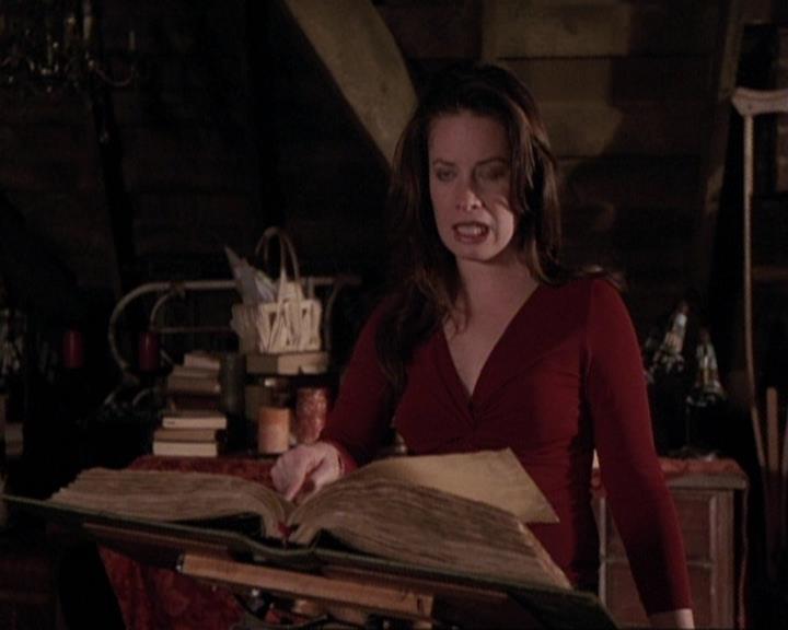 Charmed-Online-dot-413CharmedAndDangerous0807.jpg