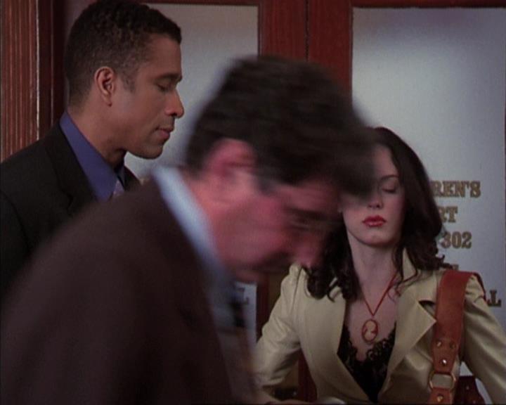Charmed-Online-dot-413CharmedAndDangerous0899.jpg