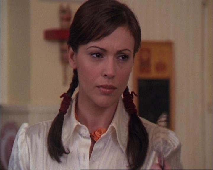 Charmed-Online-dot-413CharmedAndDangerous0954.jpg