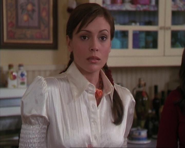 Charmed-Online-dot-413CharmedAndDangerous0970.jpg