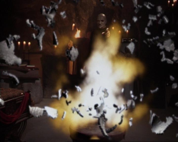 Charmed-Online-dot-413CharmedAndDangerous1063.jpg