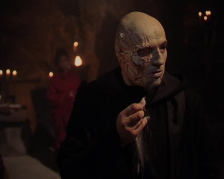 Charmed-Online-dot-413CharmedAndDangerous1094.jpg