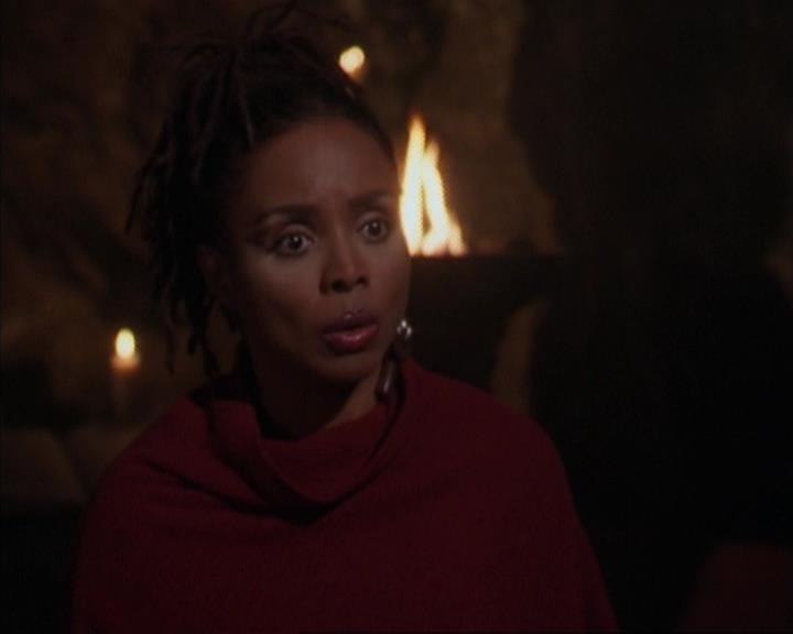 Charmed-Online-dot-413CharmedAndDangerous1096.jpg