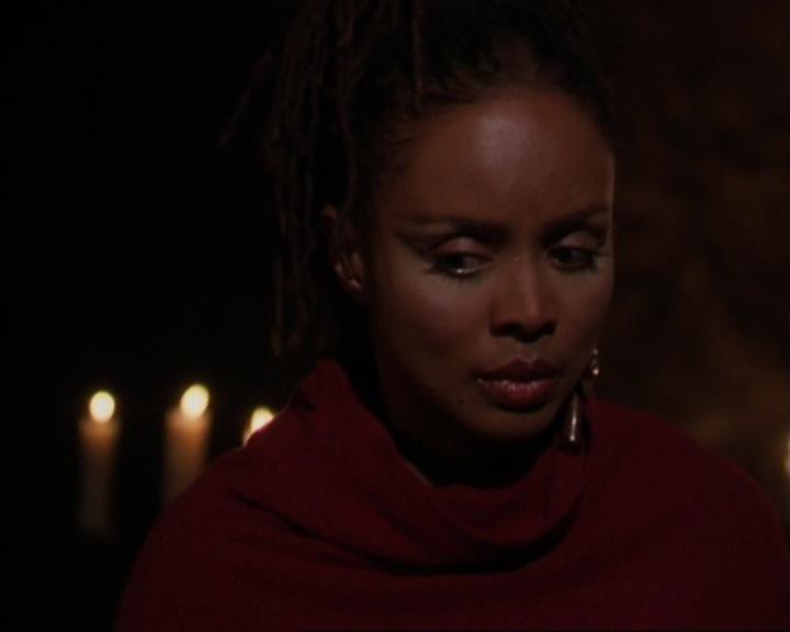 Charmed-Online-dot-413CharmedAndDangerous1128.jpg