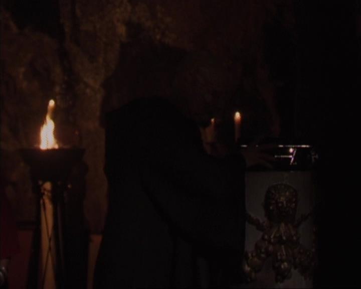 Charmed-Online-dot-413CharmedAndDangerous1134.jpg