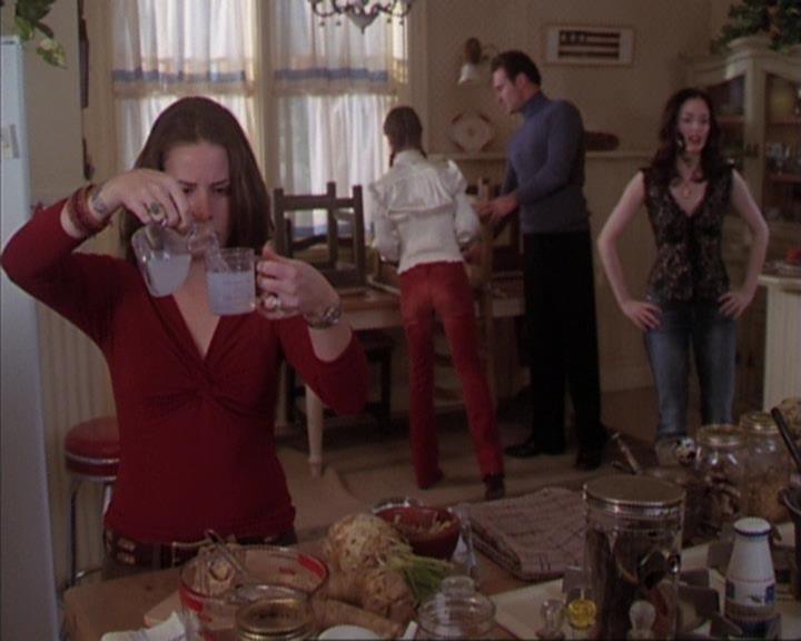 Charmed-Online-dot-413CharmedAndDangerous1172.jpg