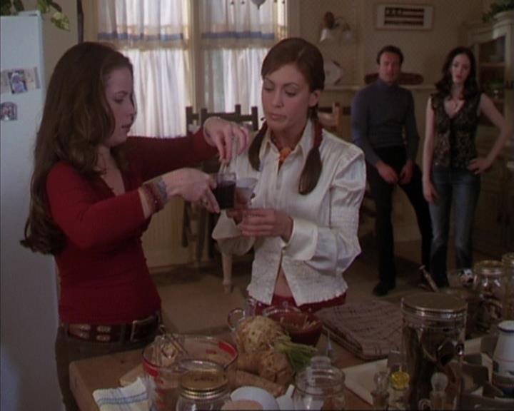 Charmed-Online-dot-413CharmedAndDangerous1188.jpg