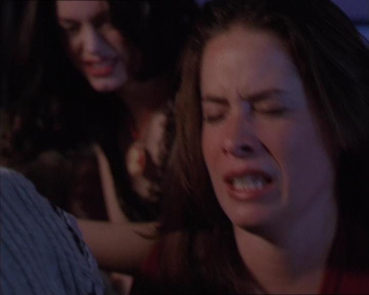 Charmed-Online-dot-413CharmedAndDangerous1299.jpg