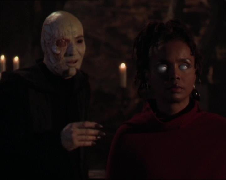 Charmed-Online-dot-413CharmedAndDangerous1409.jpg